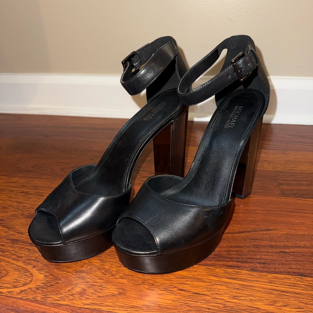 Michael Kors Paloma Black and Silver Platform Sandals - Picture 4 of 11